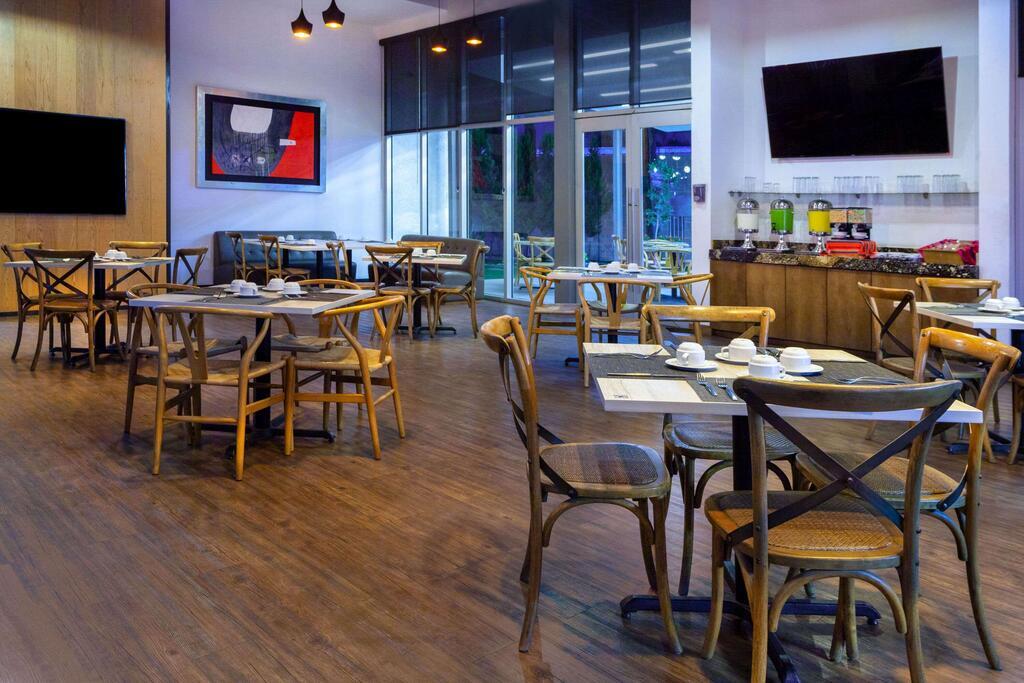 Tryp By Wyndham San Luis Potosi Hotel & Suites Ngoại thất bức ảnh